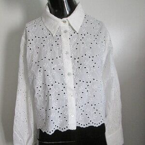 ZARA 100% cotton eyelet cropped blouse
